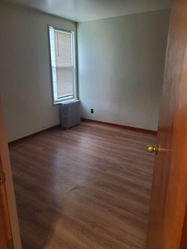16186 New Ave in Lemont, IL - Building Photo - Building Photo