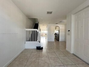 1480 NE 33rd Ave in Homestead, FL - Building Photo - Building Photo