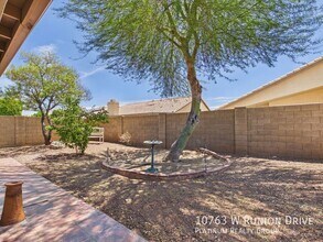 10763 W Runion Dr in Sun City, AZ - Building Photo - Building Photo