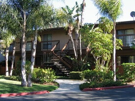 Bay Timbers Apartments in Costa Mesa, CA - Building Photo