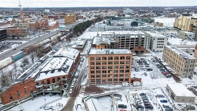 64 Commercial St in Rochester, NY - Building Photo - Building Photo
