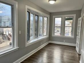 21 Delaware Ave, Unit 1 in Jersey City, NJ - Building Photo - Building Photo