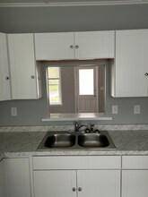 331 W 5th St in Oswego, NY - Building Photo - Building Photo