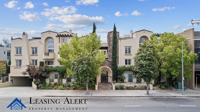 property at 15206 Burbank Blvd