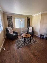 1423 Graves Ave, Unit 142 in El Cajon, CA - Foto de edificio - Building Photo