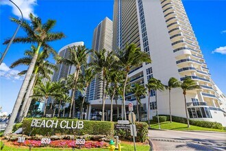 1850 S Ocean Dr in Hallandale Beach, FL - Foto de edificio - Building Photo