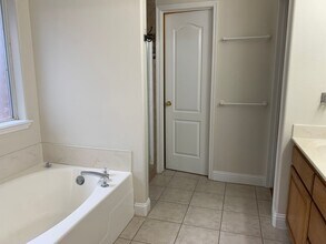3821 Brockhampton Ct in Corpus Christi, TX - Building Photo - Building Photo