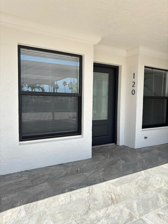 1629 Riverview Rd in Deerfield Beach, FL - Building Photo