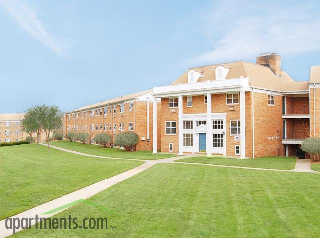 Mount Pleasant Village Apartments in Wallington, NJ - Foto de edificio - Building Photo