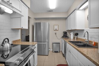 4006 Blalock Rd in Houston, TX - Building Photo - Building Photo