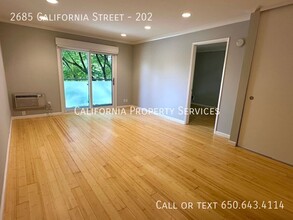 The Camille North Apartments in Mountain View, CA - Foto de edificio - Building Photo