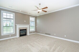 6401 Cobble Creek Dr in Columbia, MO - Building Photo - Building Photo