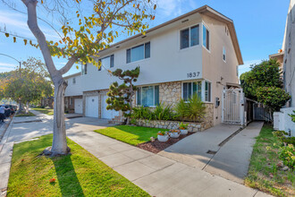 1837 E 3rd St in Long Beach, CA - Building Photo - Primary Photo