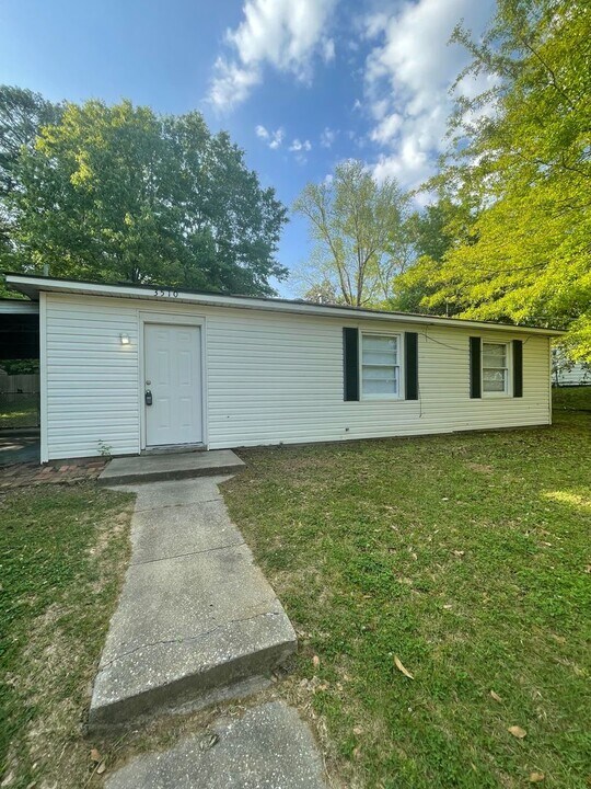3510 Dundale Rd in Montgomery, AL - Foto de edificio