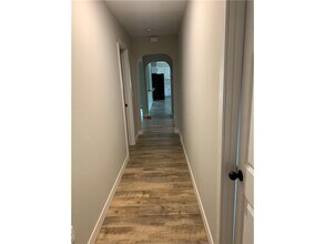 1244 Carlson Lake Ln in Eagan, MN - Foto de edificio - Building Photo