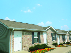 Etown Apartments in Elizabethtown, KY - Building Photo - Building Photo