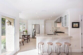 11 Wickland in Irvine, CA - Building Photo - Building Photo
