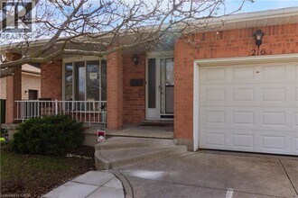 216 Ravenbury Dr in Hamilton, ON - Building Photo - Building Photo