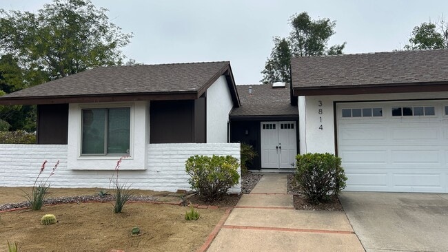 property at 3814 Radcliffe Ln