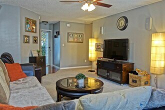 166 Sandy Hollow Dr NW in Madison, AL - Building Photo - Building Photo