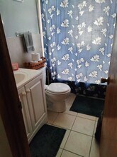 6102 Orchard Ave, Unit Up in Parma, OH - Foto de edificio - Building Photo