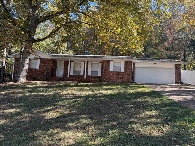 property at 2500 Shenandoah Dr