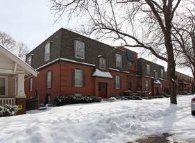 Plaza Patio Apartments