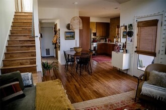 405 S Park Dr in Austin, TX - Building Photo - Building Photo