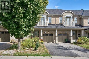 114 Battersea Cres in Ottawa, ON - Building Photo