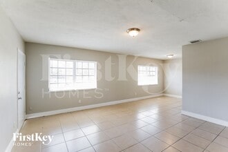 12749 SW 207th Terrace in Miami, FL - Building Photo - Building Photo