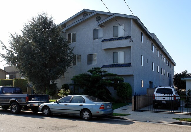 4446 W 136th St in Hawthorne, CA - Building Photo - Building Photo