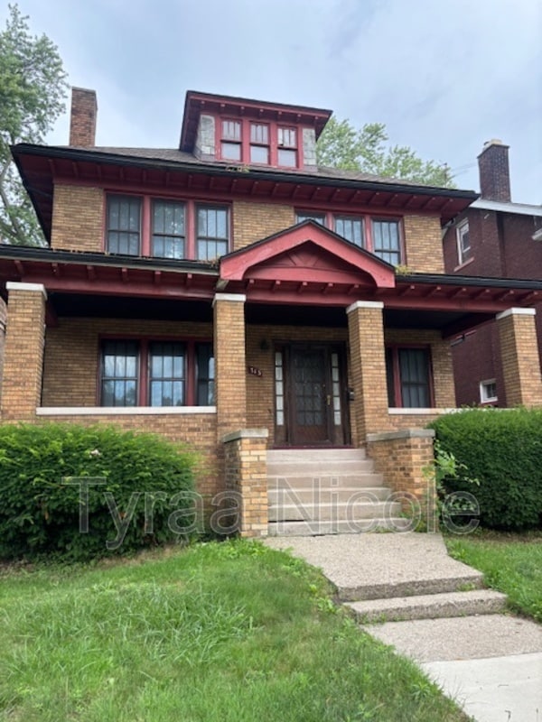 property at 713 Chalmers St
