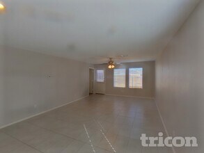 112 Cornstalk Ln in Princeton, TX - Foto de edificio - Building Photo