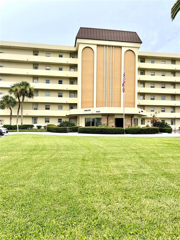 4650 Cove Cir in St. Petersburg, FL - Building Photo - Building Photo