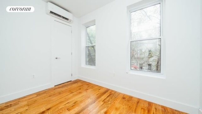 865 Hart St in Brooklyn, NY - Building Photo - Building Photo