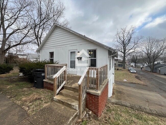 property at 306 E Church St