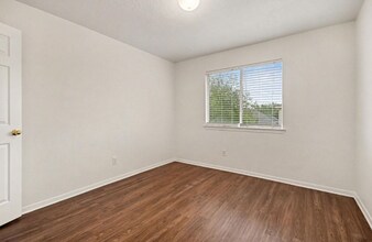 10227 Rolleston Ln in Houston, TX - Building Photo - Building Photo