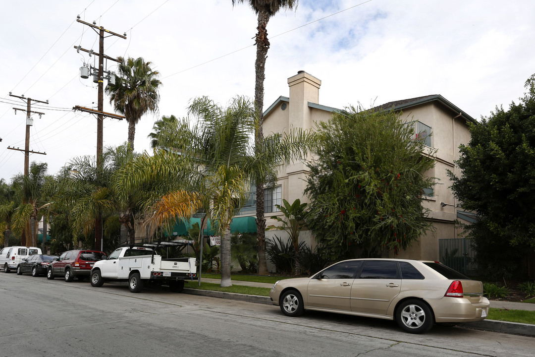 1130 Newport Ave. in Long Beach, CA - Building Photo