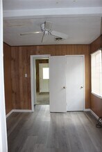 622 S Hancock St in Angleton, TX - Building Photo - Building Photo