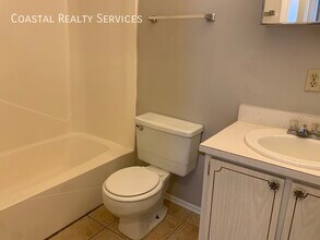 212 Stephen Ave in Mary Esther, FL - Building Photo - Building Photo