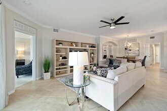 10805 Tarflower Dr in Venice, FL - Foto de edificio - Building Photo