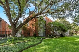 4508 University Blvd in Dallas, TX - Building Photo