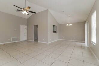 725 Meadowside Ct in Orlando, FL - Building Photo - Building Photo