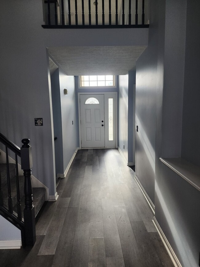 property at 5514 Hideaway Dr