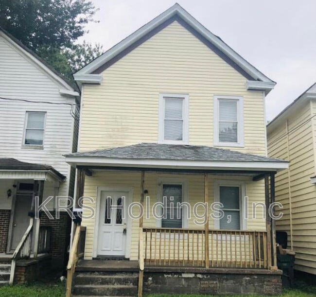 property at 1212 28th St