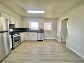 4609 43rd St in Lubbock, TX - Building Photo - Building Photo