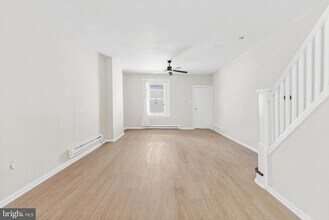 312 E Shedaker St in Philadelphia, PA - Building Photo - Building Photo