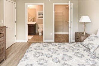 7 Grn Spg Ln in Rochester, NY - Building Photo - Building Photo