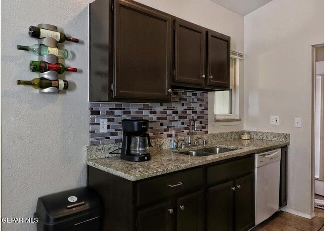 713 Nita Fay Dr in El Paso, TX - Building Photo - Building Photo