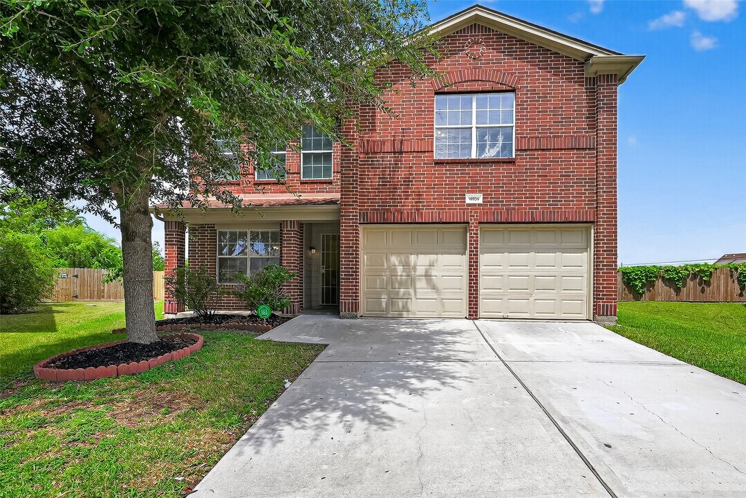 14934 Sugar Falls Ct in Sugar Land, TX - Building Photo